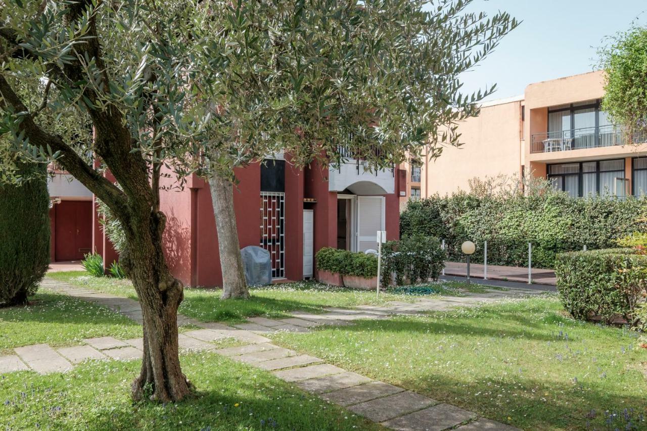 Residence Holiday Sirmione B8 Exterior foto