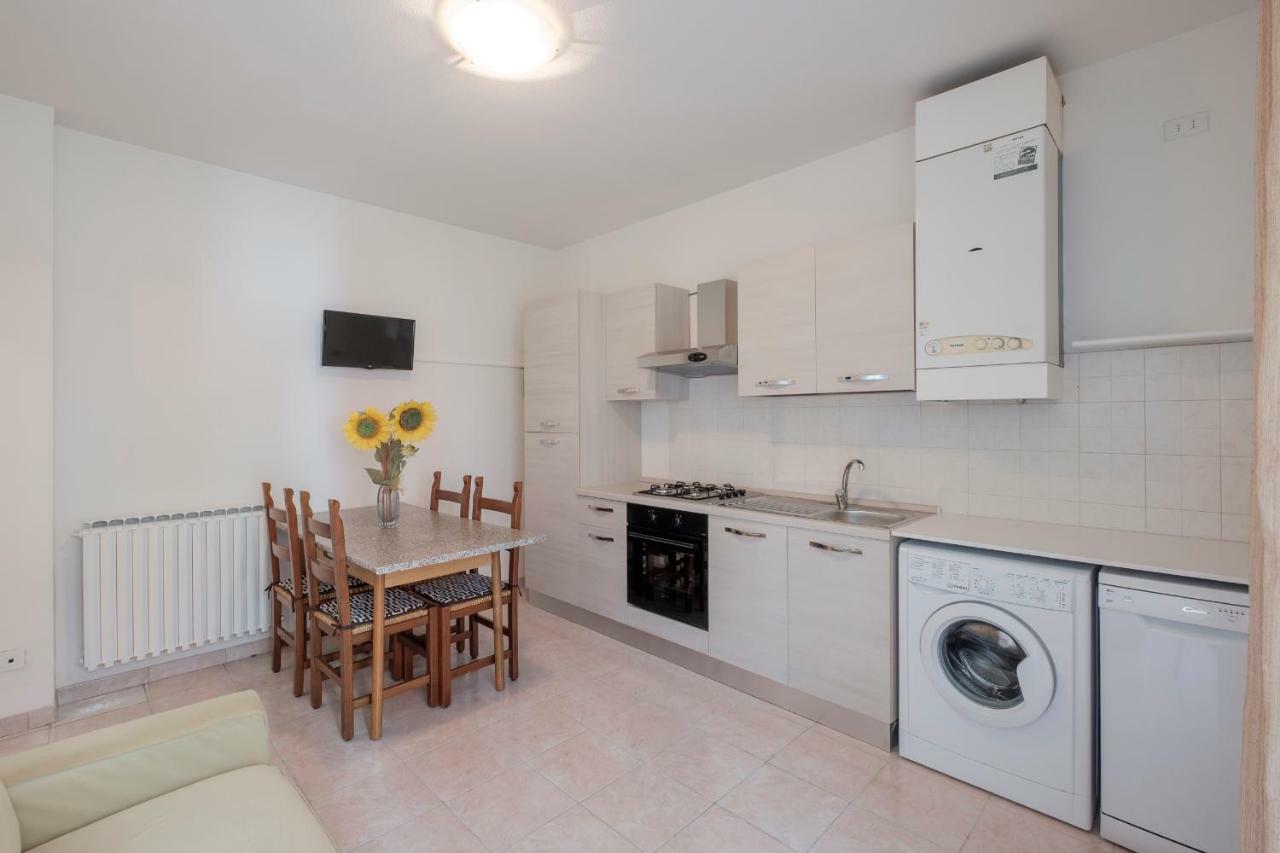 Residence Holiday Sirmione B8 Exterior foto